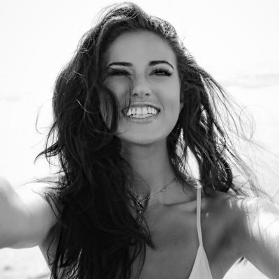 Profile Picture of Liana Kramer (@Liana_Rose) on Twitter