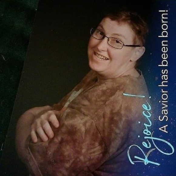 Profile Picture of Danielle Murphy (@daniellemurp220) on Poshmark