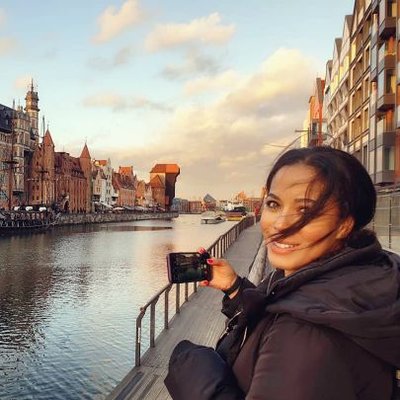 Profile Picture of Renée Lima (@Reneelimaland) on Twitter