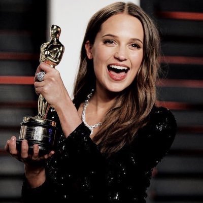 Profile Picture of Alicia Vikander Post (@badpostalsvikan) on Twitter