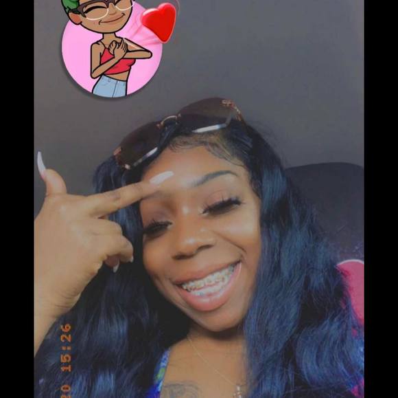 Profile Picture of Rayhanah Lovee (@rayray73099) on Poshmark