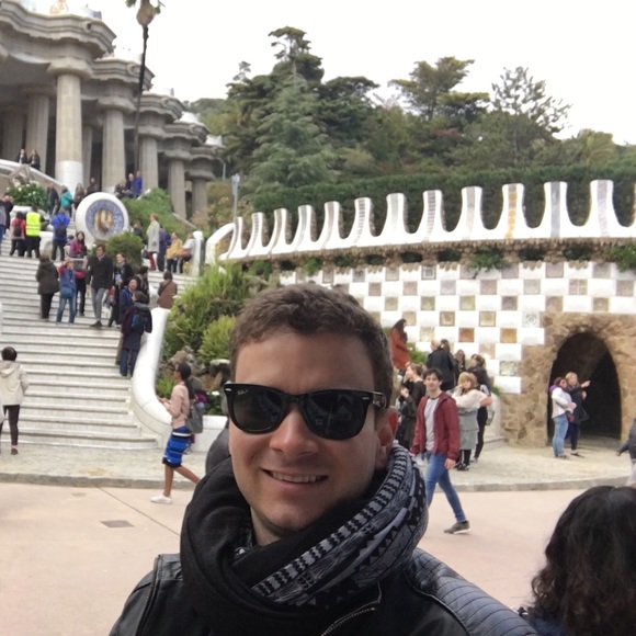 Profile Picture of Charles Reilly (@charlesr59) on Poshmark