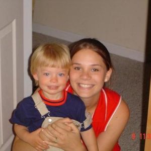 Profile Picture of Suzanne Sanders (@suzannehs) on Myspace