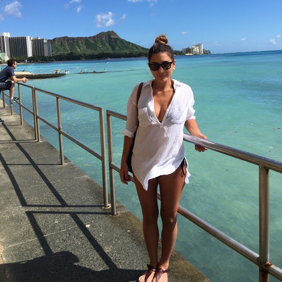 Profile Picture of Heather Robuck (@robuckheather) on Poshmark