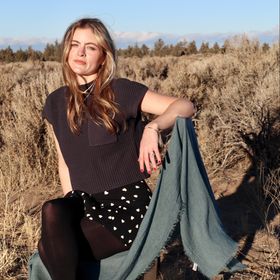 Profile Picture of Mallory Leah (@MalloryyLeah) on Pinterest