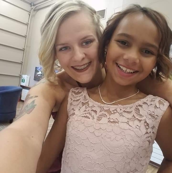 Profile Picture of Katie Vandrimmelen (@kvandrimmelen) on Poshmark