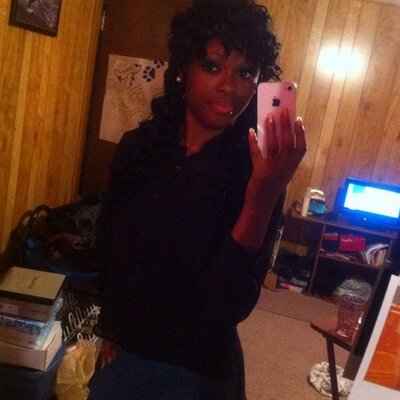 Profile Picture of Essence Harris (@essencejanae95) on Twitter
