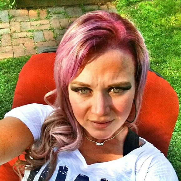 Profile Picture of Chanda Wilson (@chandahope) on Poshmark