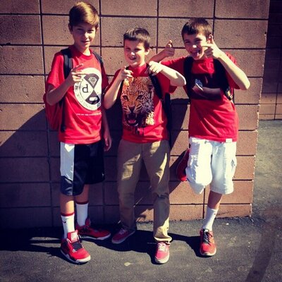 Profile Picture of Damien Sandoval (@steeler091099) on Twitter