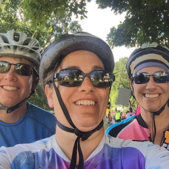 Profile Picture of Jenny Ridings (@jennyridings) on Poshmark