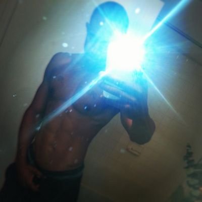 Profile Picture of John Vining (@flawc33) on Twitter