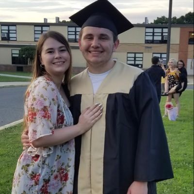 Profile Picture of Billy (@bvance1212) on Twitter
