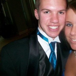 Profile Picture of Adam Esker (@osurocks84) on Myspace