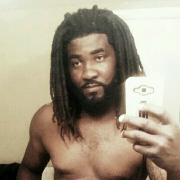 Profile Picture of Michael Milliner (@mikeyjr221) on Poshmark