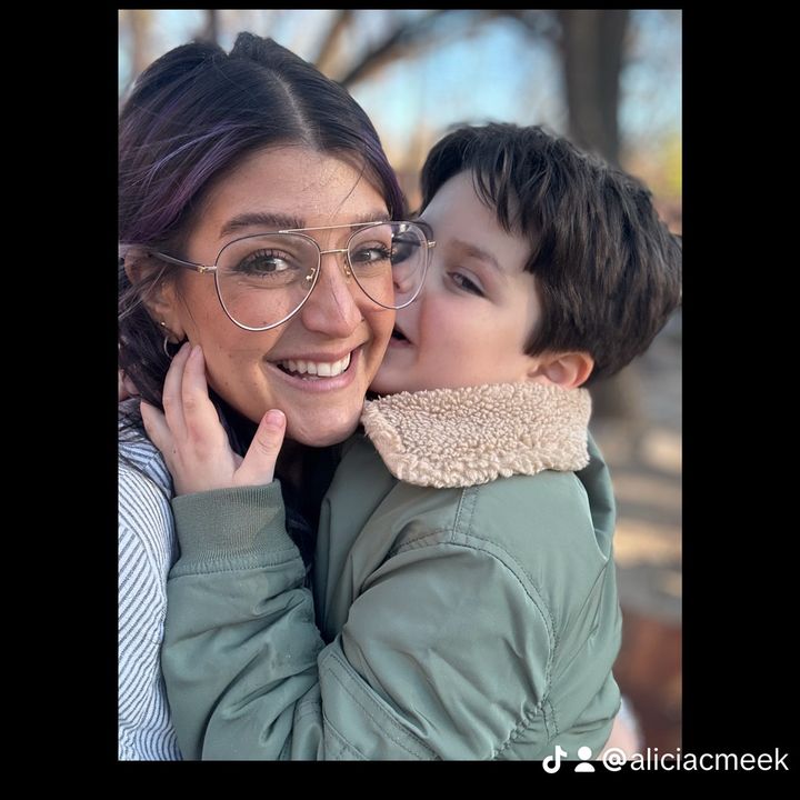 Profile Picture of Alicia Lorray Campise (@aliciacmeek) on Tiktok