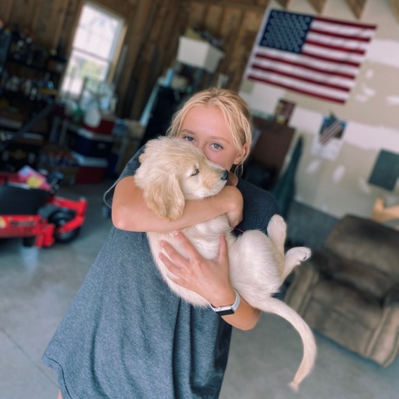 Profile Picture of Paityn Gabany (@pjg37) on Poshmark