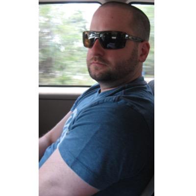 Profile Picture of Lindsay Alberts (@lindsayalberts) on Twitter