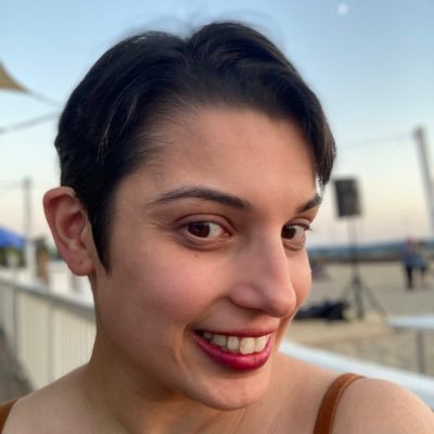 Profile Picture of Nidhi Singh (@NidhiMSingh126) on Twitter