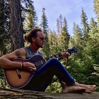 Profile Picture of Zach Pfeifer (@irie.zach) on Instagram