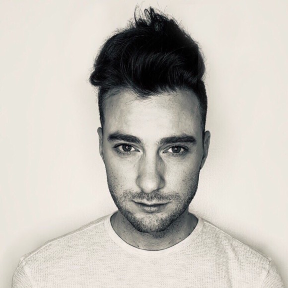 Profile Picture of Matthew Klein (@yourfavmatt) on Poshmark