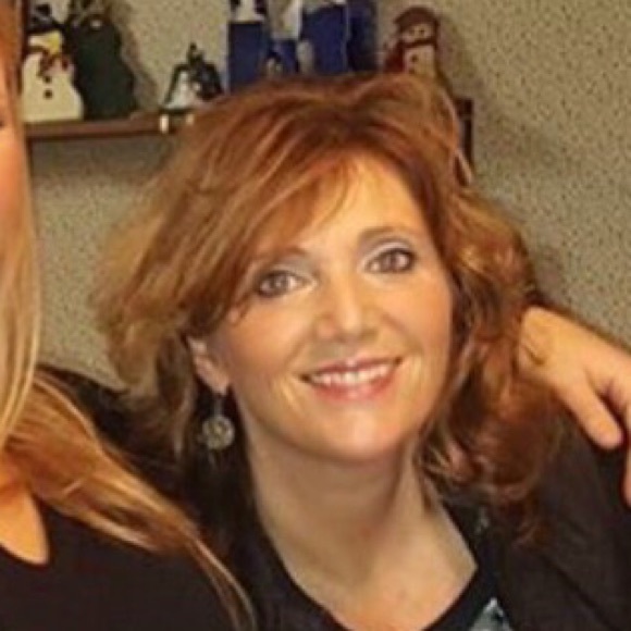 Profile Picture of Justine Fredericks (@justinefred) on Poshmark