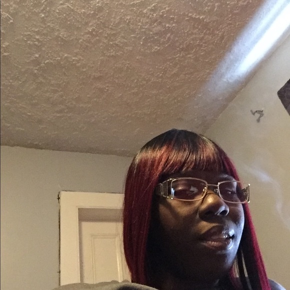 Profile Picture of Tinesha Grant (@chynablk869) on Poshmark