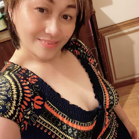 Citrine Sagittarii - Poshmark Profile Picture of Citrine Sagittarii (@citrine_s) on Poshmark