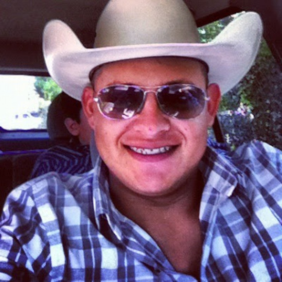 Profile Picture of Isaac Cabrera (@isaaccbrr87) on Poshmark