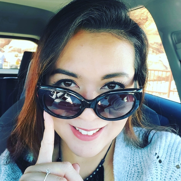 Profile Picture of Bashing Castro (@bashing_20) on Poshmark