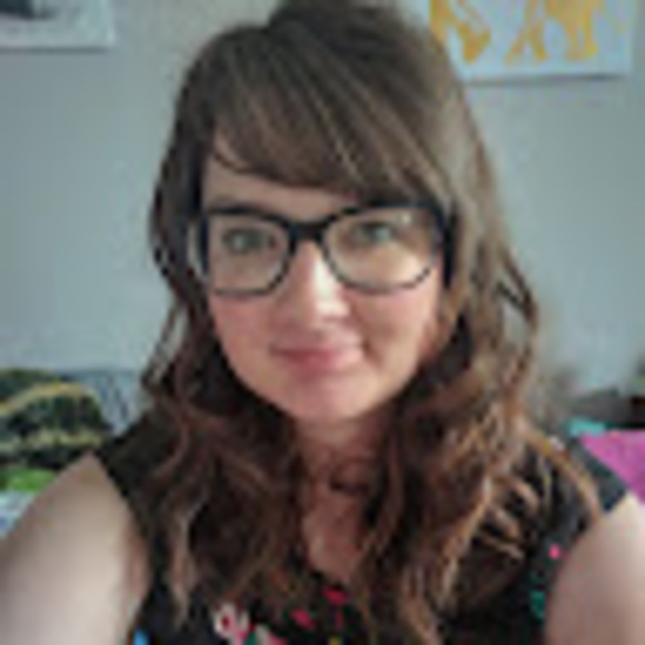 Profile Picture of Meagan Scheeffer (@mscheeffer95) on Poshmark