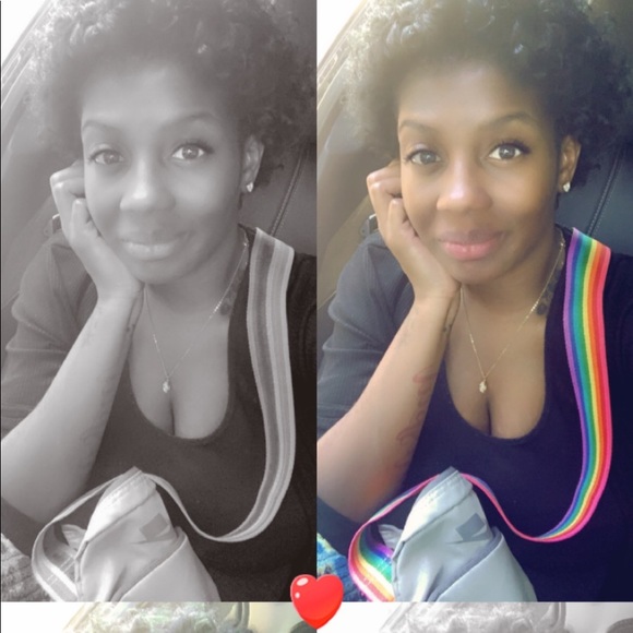 Profile Picture of Lisa Hudson (@lelelive93) on Poshmark