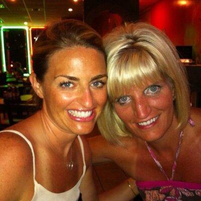 Profile Picture of Mandy Woll (@Mandy32976) on Twitter