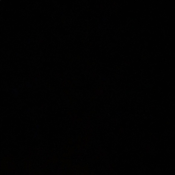 Profile Picture of Melissa Saharic (@melissasaharic) on Poshmark