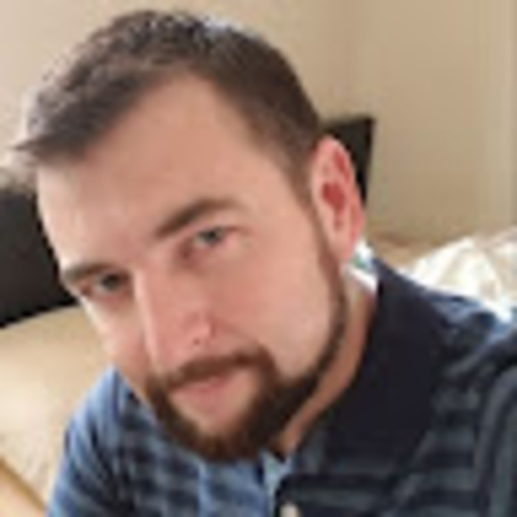 Profile Picture of Dave Silva (@cr0zb) on Poshmark
