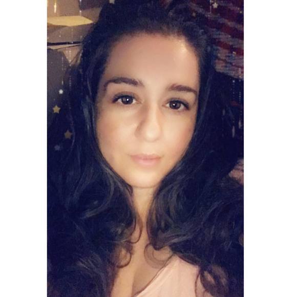 Profile Picture of Vicky Vaughn (@spritevrv98) on Poshmark