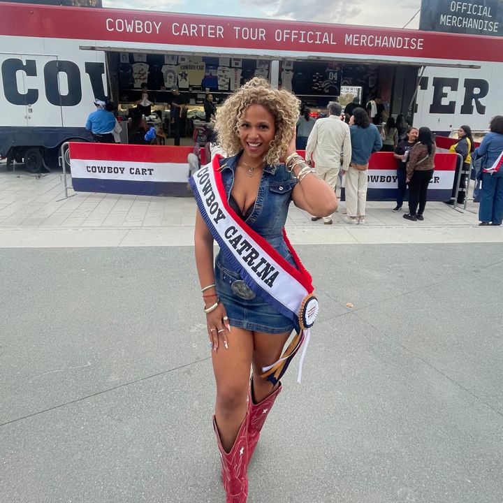 Profile Picture of Catrina (@curlyy.locks) on Tiktok