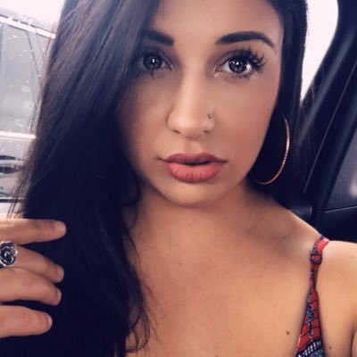 Profile Picture of Chelseahh Morgan ☯ ☪ (@ChelseaBebeau) on Twitter