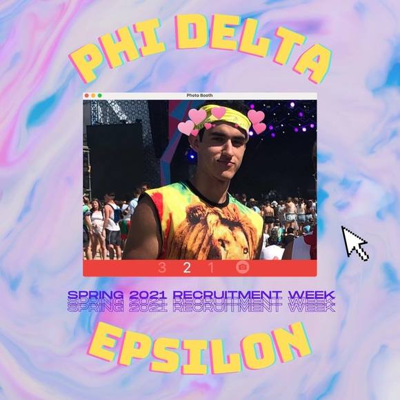 Profile Picture of Daniel Devine (@danieldevine) on Poshmark