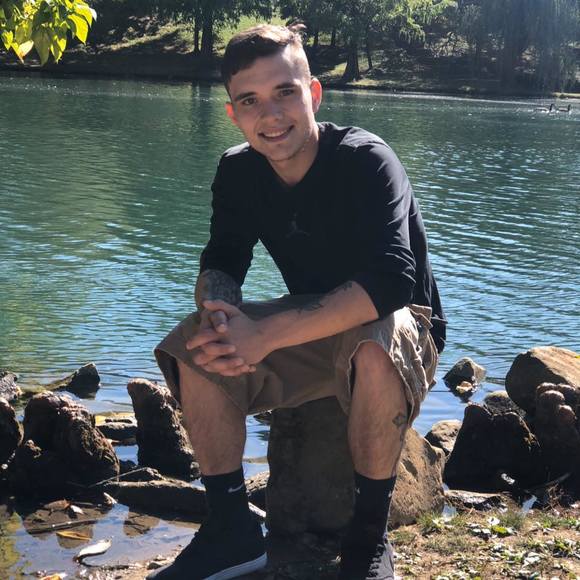 Profile Picture of Jeff Tripp (@trippjeff56) on Poshmark