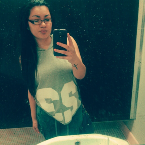 Profile Picture of Dahlia Blasquez (@lali0917) on Poshmark