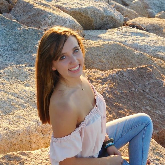 Profile Picture of Casey Waggett (@casey_j_w) on Poshmark