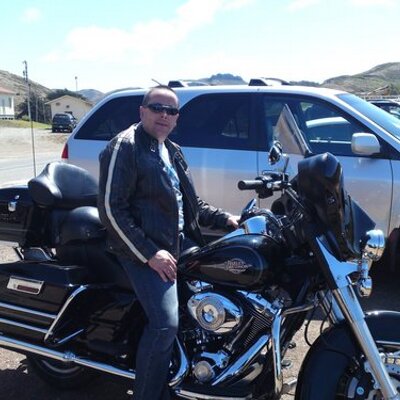 Profile Picture of David Hinchliffe (@DaveHinchy) on Twitter