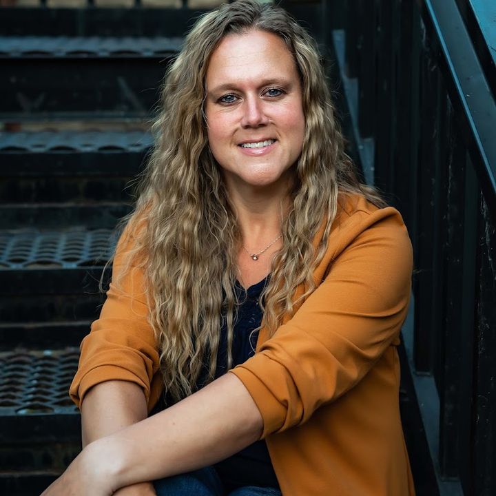 Profile Picture of Stacy Kisling (@fritznstacy) on Tiktok