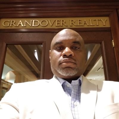 Profile Picture of Joseph B. George (@AuthorJosephGeo) on Twitter
