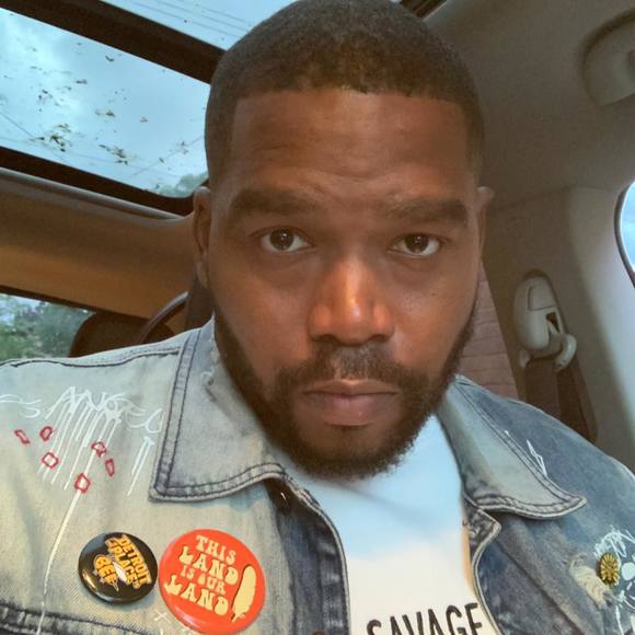 Profile Picture of Marcus Simpson (@mars_primo) on Poshmark