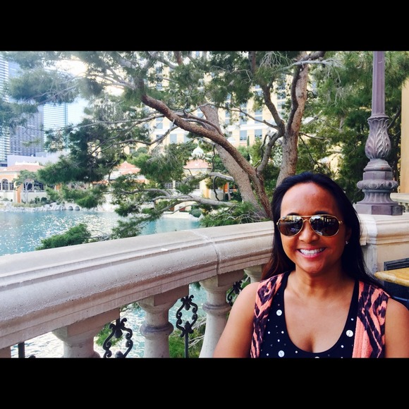 Profile Picture of Joy Matteson (@joymatteson) on Poshmark