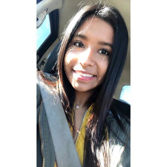 Profile Picture of Cristina Carlos-sanchez (@cristinacxs1) on Poshmark