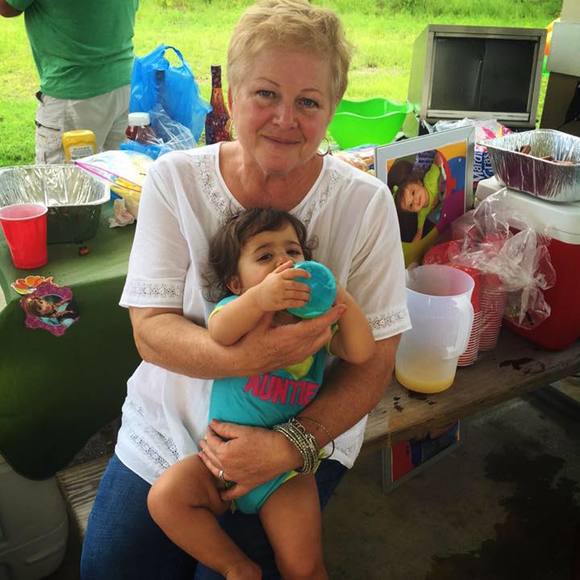 Profile Picture of Victoria Llanes (@caruchy10) on Poshmark