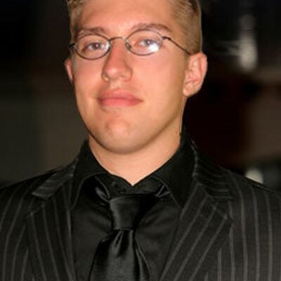 Profile Picture of Andrew R Bircher (@Birchthegreat) on Twitter