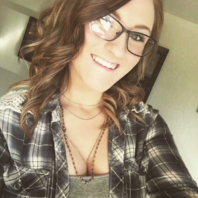 Profile Picture of Haley Jo (@Haley_Rawson21) on Twitter